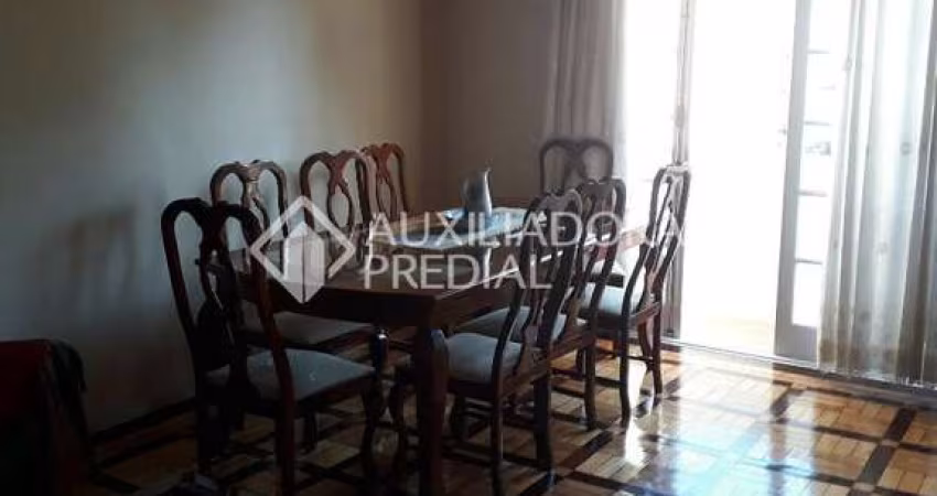 Apartamento com 3 quartos à venda na Avenida Protásio Alves, 1271, Rio Branco, Porto Alegre