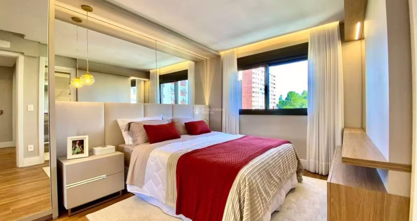 Apartamento com 3 quartos à venda na Rua Faria Santos, 687, Petrópolis, Porto Alegre