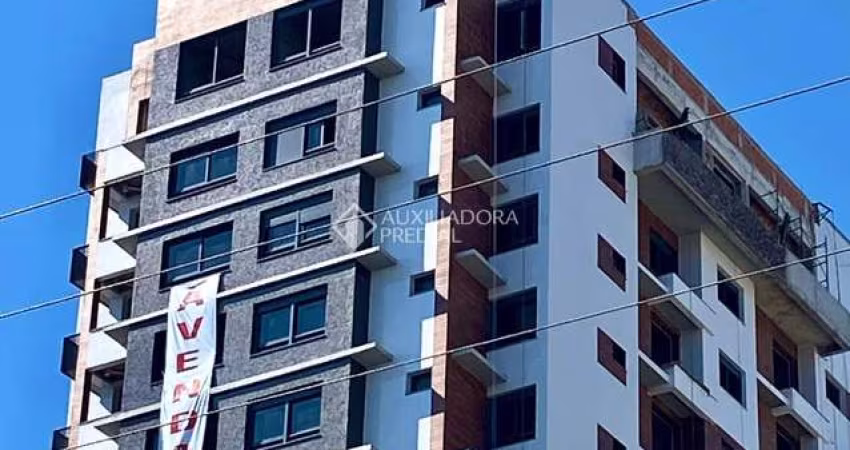 Apartamento com 3 quartos à venda na Rua Dário Pederneiras, 577, Petrópolis, Porto Alegre