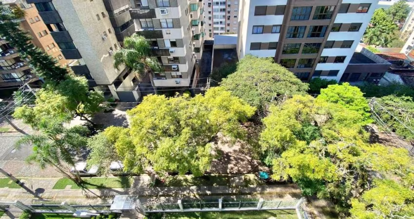 Apartamento com 3 quartos à venda na Rua Faria Santos, 687, Petrópolis, Porto Alegre