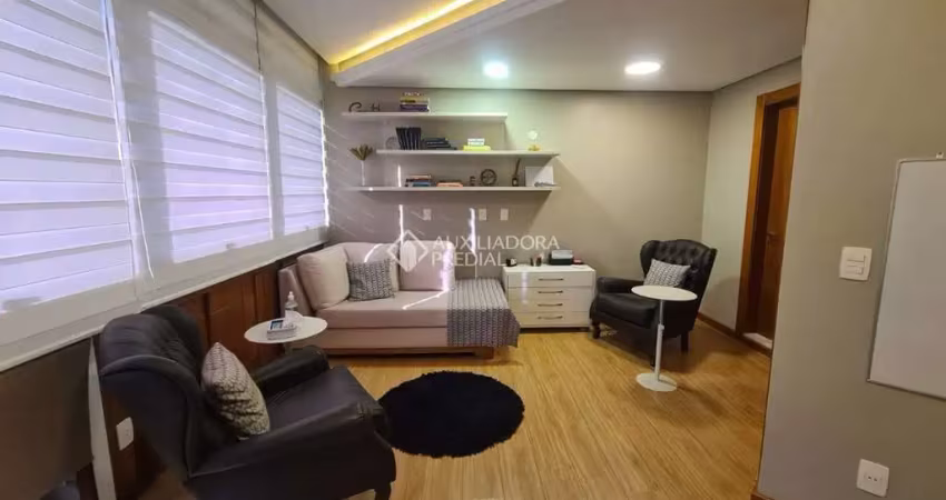 Sala comercial à venda na Avenida Taquara, 438, Petrópolis, Porto Alegre