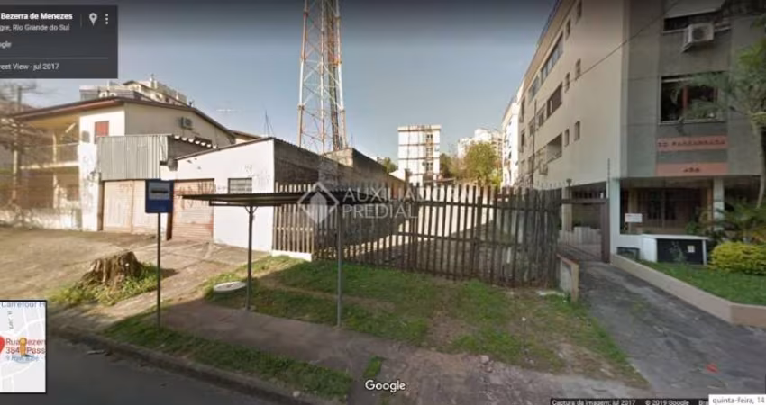Terreno em condomínio fechado à venda na Rua Bezerra de Menezes, 384, Passo da Areia, Porto Alegre