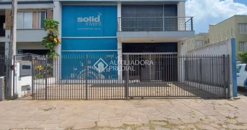 Prédio à venda na Rua Buarque de Macedo, 267, São Geraldo, Porto Alegre