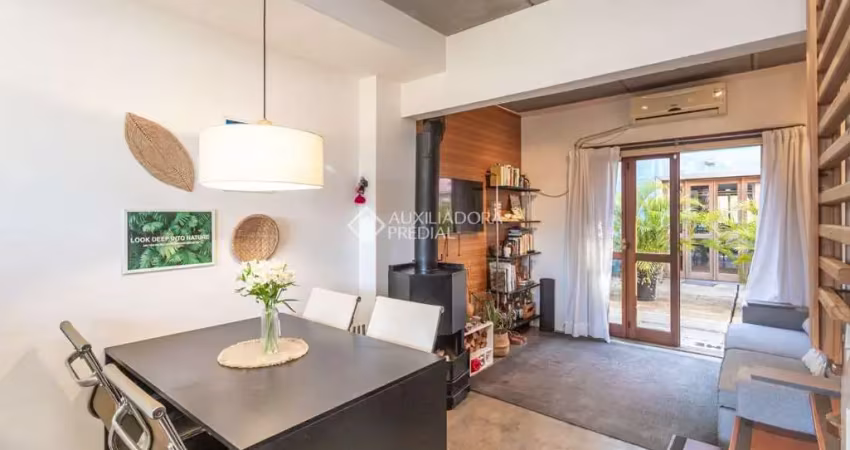 Apartamento com 2 quartos à venda na Rua Ângelo Crivellaro, 105, Jardim do Salso, Porto Alegre