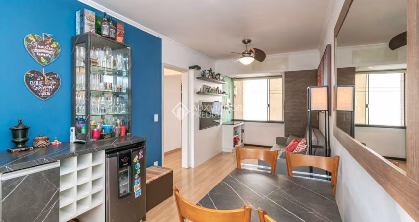 Apartamento com 2 quartos à venda na Rua Carazinho, 435, Petrópolis, Porto Alegre