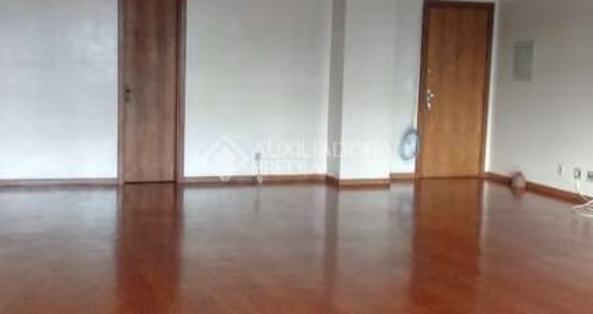 Sala comercial à venda na Rua Vinte e Quatro de Outubro, 1299, Moinhos de Vento, Porto Alegre