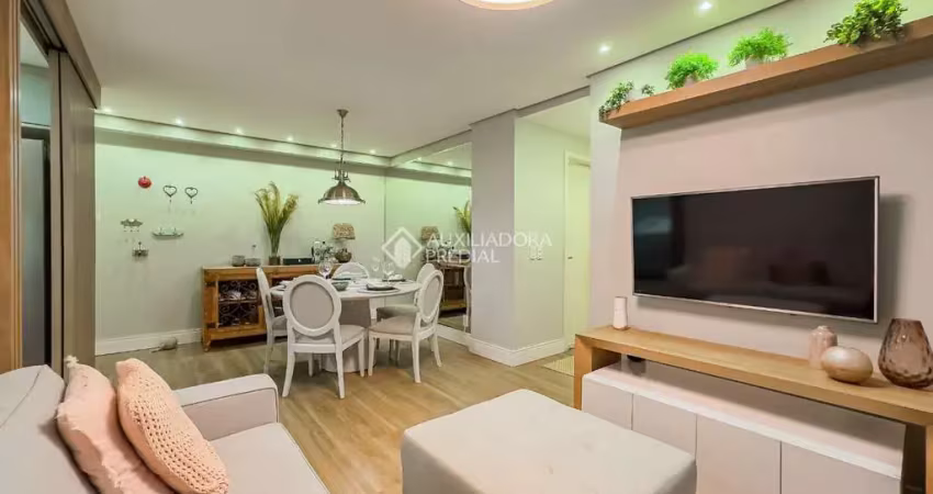 Apartamento com 3 quartos à venda na Rua Jari, 359, Passo da Areia, Porto Alegre