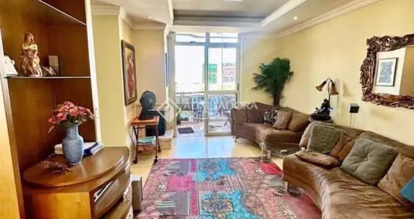 Apartamento com 2 quartos à venda na Rua Três de Maio, 46, Floresta, Porto Alegre