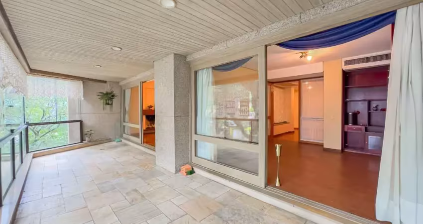 Apartamento com 3 quartos à venda na Avenida Lageado, 1300, Petrópolis, Porto Alegre