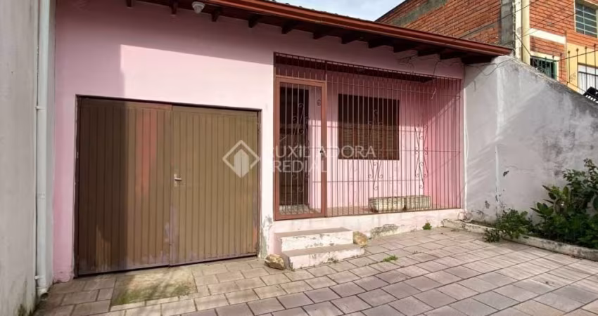 Casa com 3 quartos à venda na Rua Conde da Figueira, 63, Chácara das Pedras, Porto Alegre