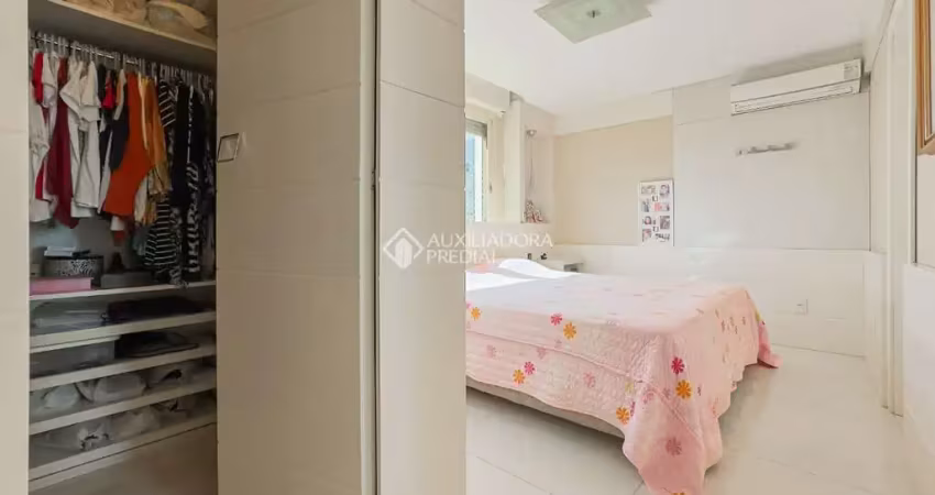 Apartamento com 3 quartos à venda na Avenida Carlos Gomes, 257, Mont Serrat, Porto Alegre