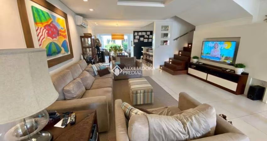 Casa em condomínio fechado com 4 quartos à venda na Avenida Paraguassu, 725, Centro, Xangri-Lá