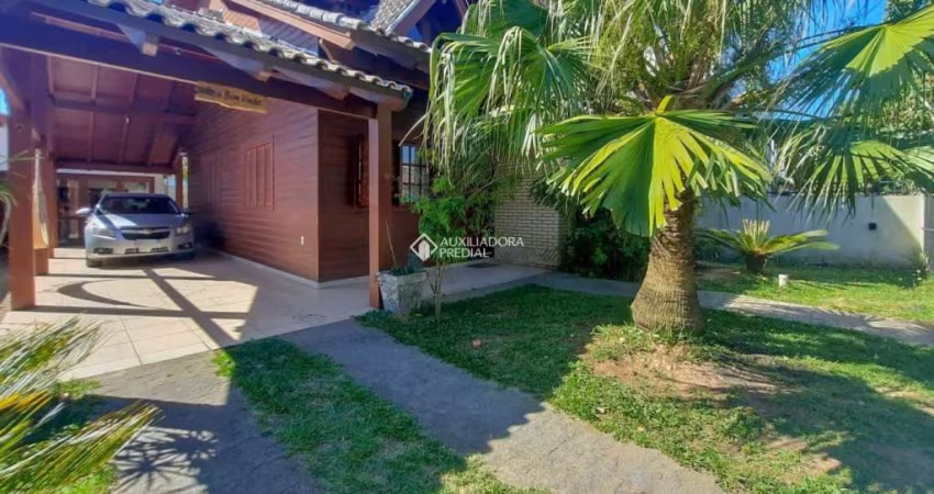 Casa com 3 quartos à venda na Rua Vicente de Aguiar, 87, Viamópolis, Viamão