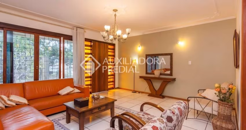 Casa em condomínio fechado com 3 quartos à venda na Avenida Paul Zivi, 333, Jardim São Pedro, Porto Alegre