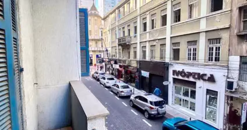 Apartamento com 2 quartos à venda na Rua General Vitorino, 164, Centro Histórico, Porto Alegre