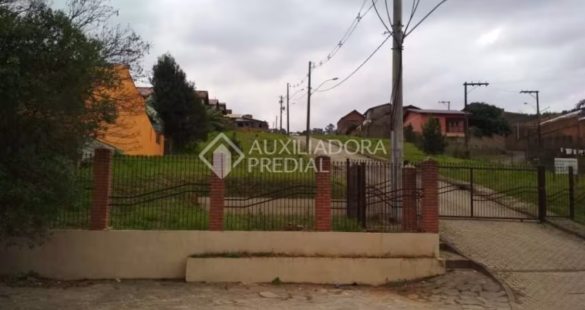 Casa em condomínio fechado com 3 quartos à venda na Estrada João Passuelo, 1100, Vila Nova, Porto Alegre