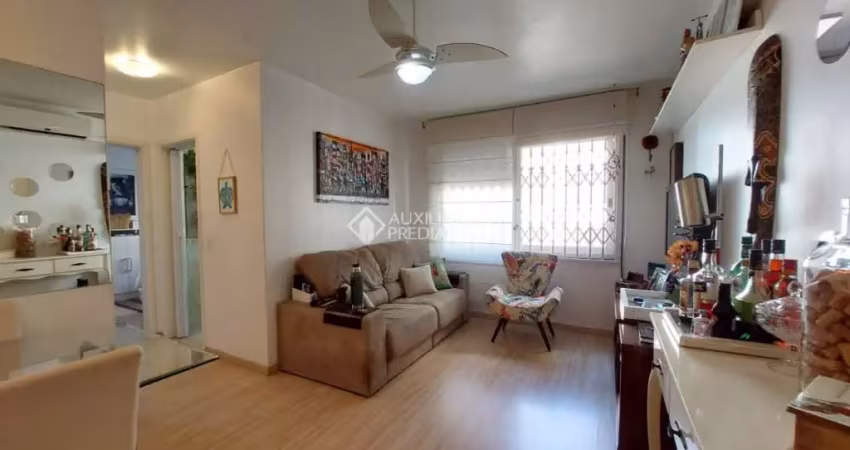 Apartamento com 2 quartos à venda na Rua Ângelo Crivellaro, 449, Jardim do Salso, Porto Alegre
