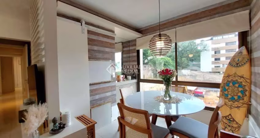 Apartamento com 3 quartos à venda na Rua Pedro Chaves Barcelos, 156, Auxiliadora, Porto Alegre