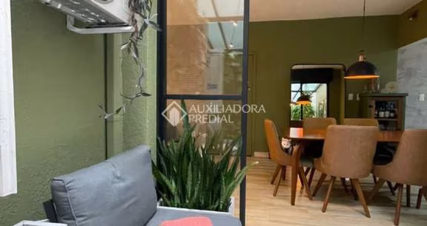 Apartamento com 2 quartos à venda na Rua Vieira de Castro, 193, Farroupilha, Porto Alegre