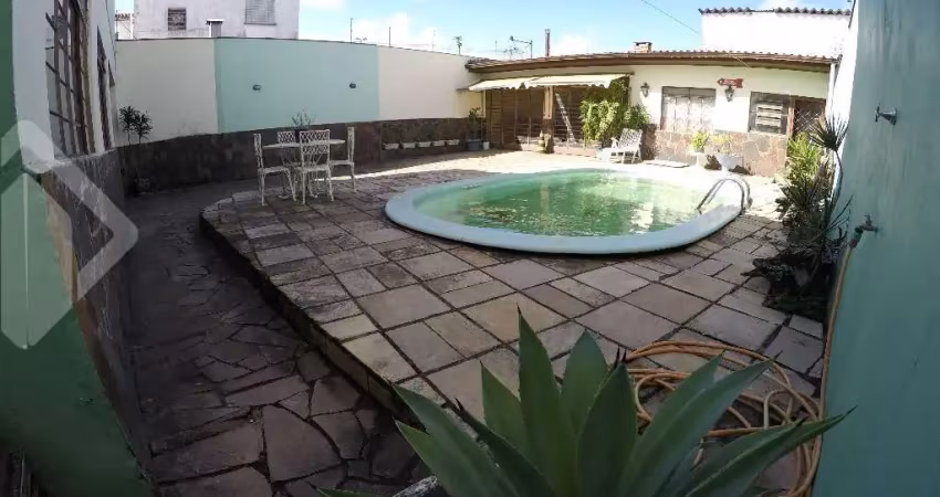 Casa em condomínio fechado com 3 quartos à venda na Rua Pasteur, 651, Ipanema, Porto Alegre