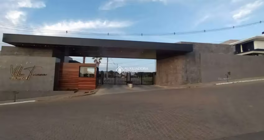 Terreno à venda na Rua Florença, 23, Vicentina, Farroupilha