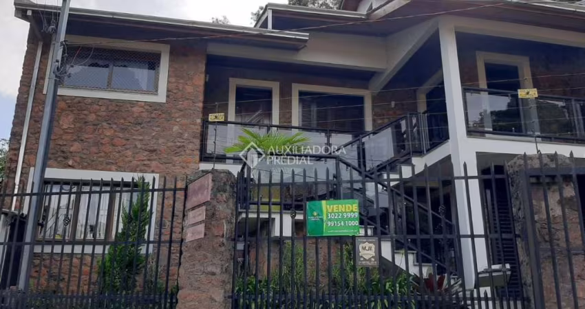 Casa com 3 quartos à venda na João Viganó, 161, Nossa Senhora de Fátima, Caxias do Sul