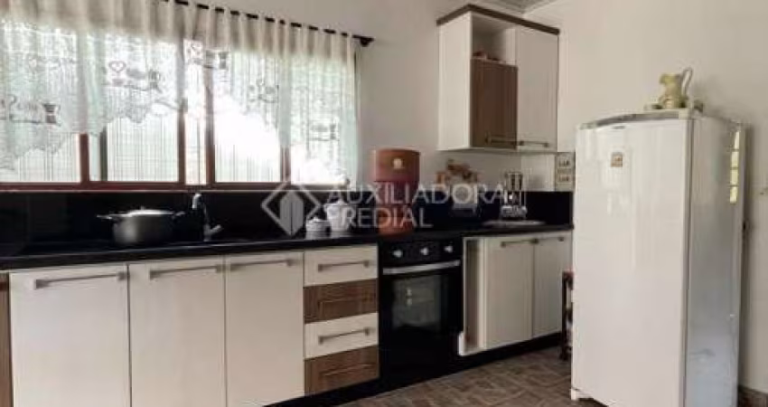Casa com 3 quartos à venda na Rua Hernani Algayer, 752, Jardim Eldorado, Caxias do Sul
