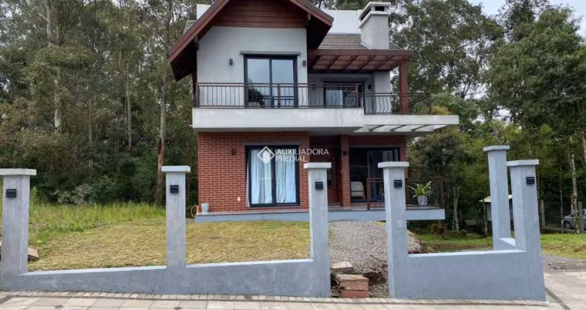 Casa com 3 quartos à venda na ESTREMOSA, 345, Carniel, Gramado