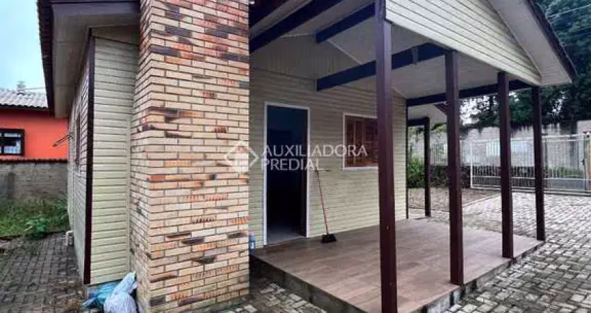 Casa com 2 quartos à venda na VINTE E OITO, 1068, São José, Canela