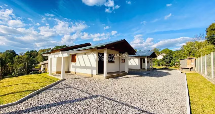 Casa com 2 quartos para alugar na Dez De Dezembro, 30, Vale dos Pinheiros, Gramado