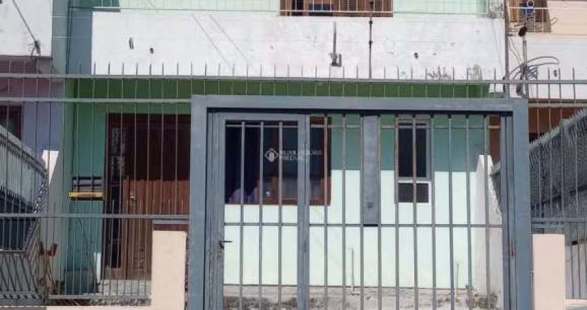Casa com 3 quartos à venda na Avenida Vasco Alves Pereira, 9, Morada da Colina, Guaíba