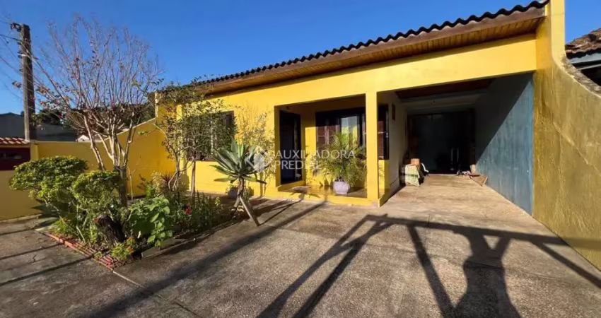 Casa com 3 quartos à venda na Maneca Paiva, 204, Coronel Nassuca, Guaíba