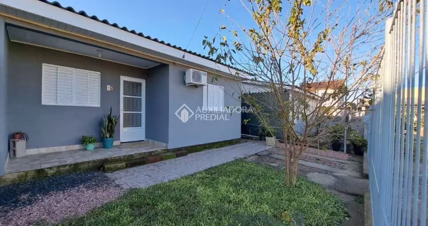 Casa com 2 quartos à venda na José Mendes, 15, Jardim dos Lagos, Guaíba