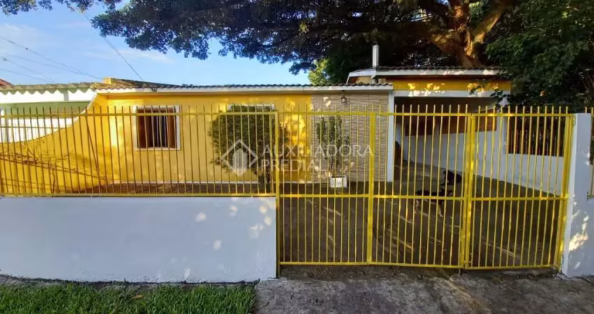 Casa em condomínio fechado com 3 quartos à venda na CARLOS DE MOURA E CUNHA, DOUTOR, 374, Centro, Guaíba
