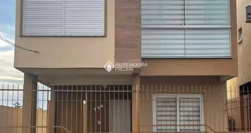 Casa com 3 quartos à venda na Rua O Tempo e o Vento, 736, Jardim dos Lagos, Guaíba
