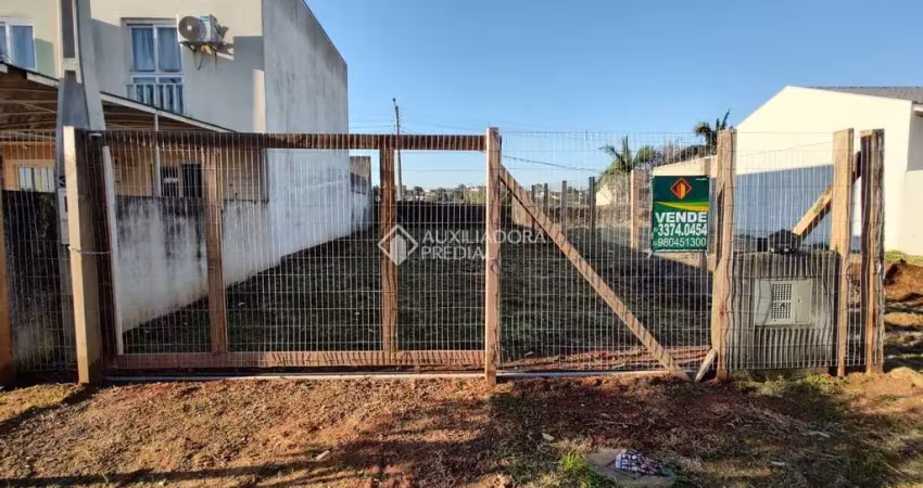 Terreno à venda na Rua Treze, 317, Olaria, Canoas