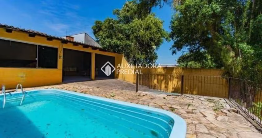 Casa com 3 quartos à venda na Rua Expedicionário, 293, Nossa Senhora das Graças, Canoas