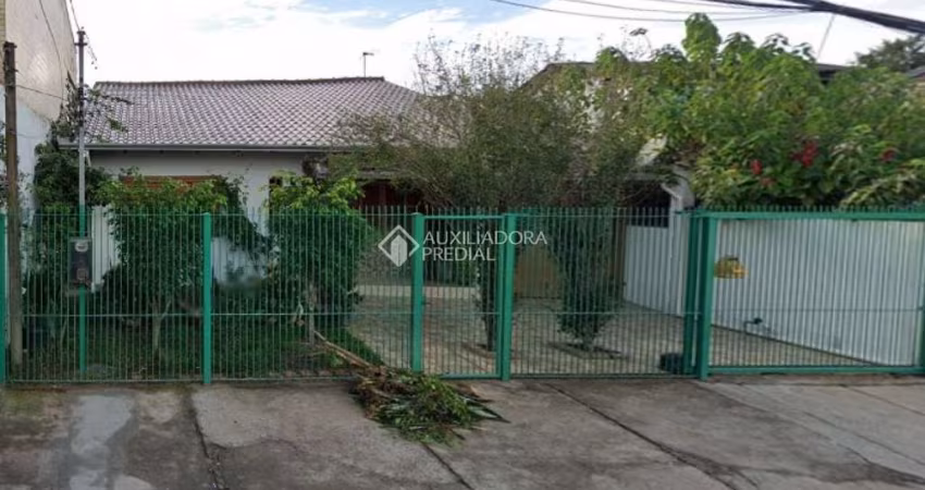 Casa com 3 quartos à venda na da Associação, 393, Harmonia, Canoas