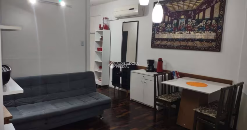 Apartamento com 1 quarto à venda na Rua Vigário José Inácio, 295, Centro Histórico, Porto Alegre