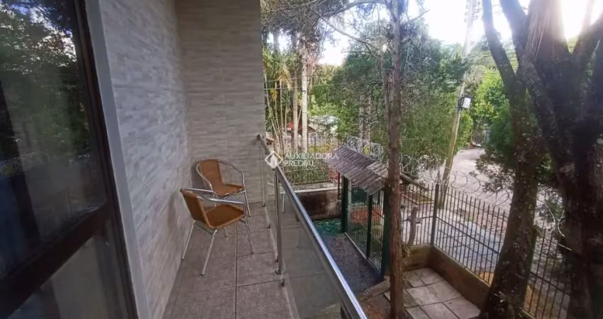 Casa com 3 quartos à venda na Rua Lauro Rodrigues, 590, Costa e Silva, Porto Alegre