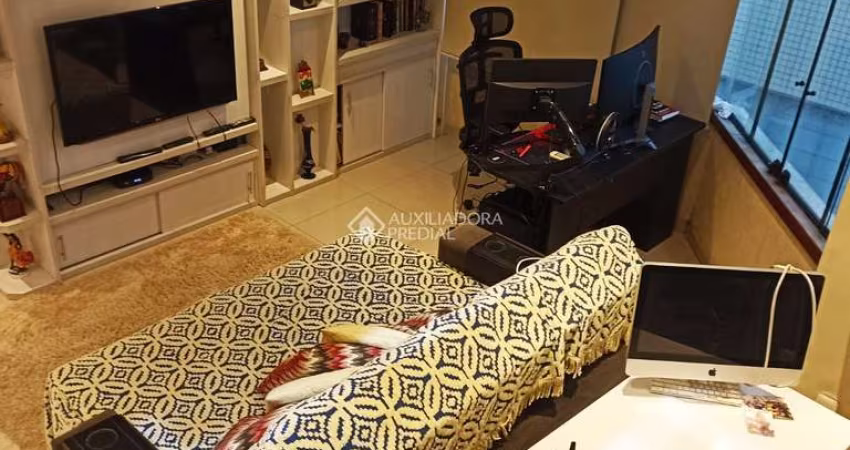 Cobertura com 2 quartos à venda na Rua Luiz de Camões, 702, Santo Antônio, Porto Alegre