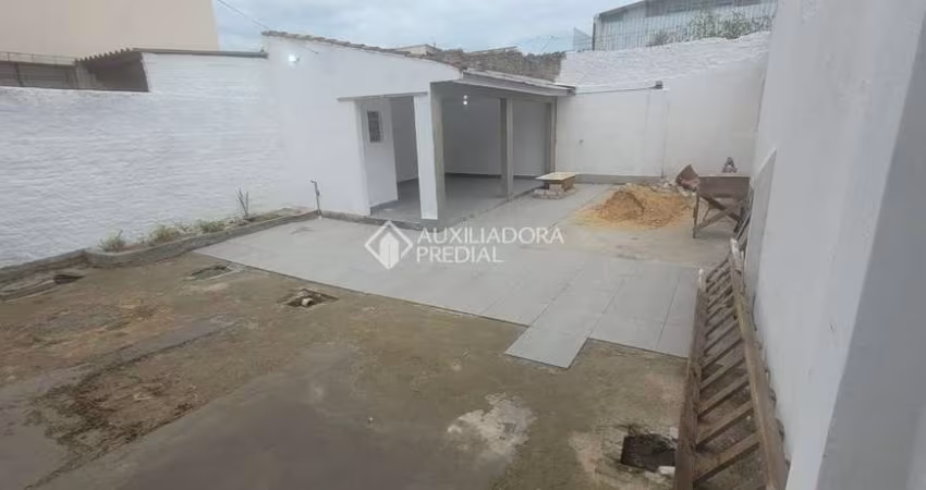 Casa com 2 quartos à venda na Rua Aurélio Porto, 131, Partenon, Porto Alegre