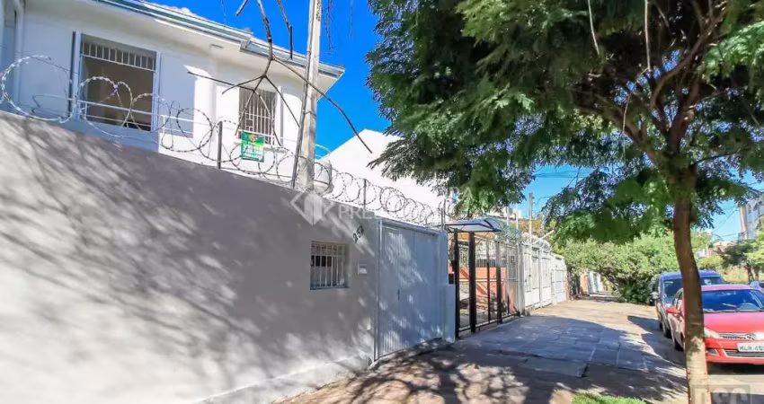 Casa com 2 quartos à venda na Rua João Guimarães, 252, Santa Cecília, Porto Alegre