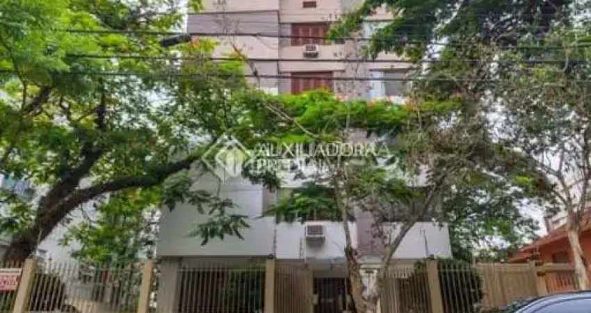 Apartamento com 3 quartos à venda na Avenida Pirapó, 157, Petrópolis, Porto Alegre