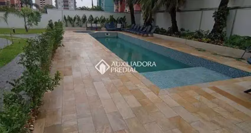 Apartamento com 3 quartos para alugar na Rua Frei Germano, 138, Partenon, Porto Alegre