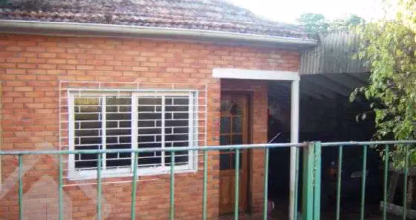 Casa em condomínio fechado com 4 quartos à venda na Rua Marechal Mesquita, 15, Teresópolis, Porto Alegre