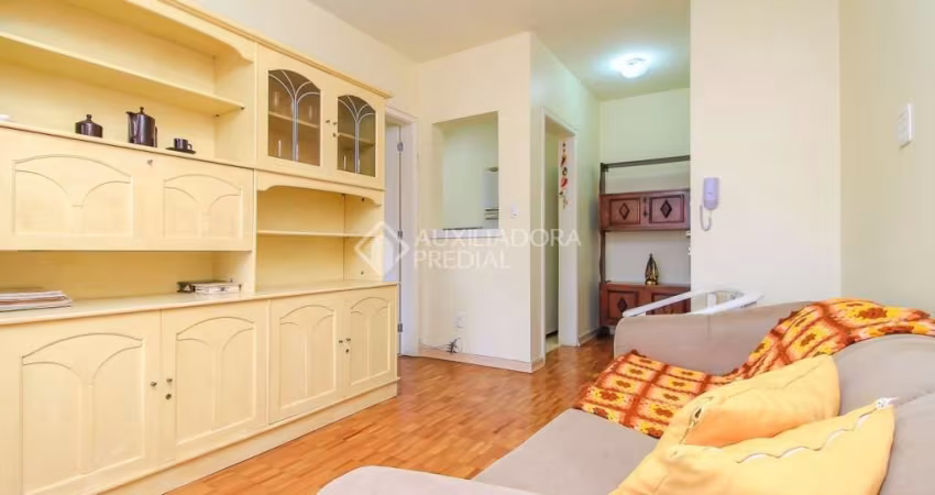 Apartamento com 3 quartos à venda na Rua Mariante, 856, Rio Branco, Porto Alegre