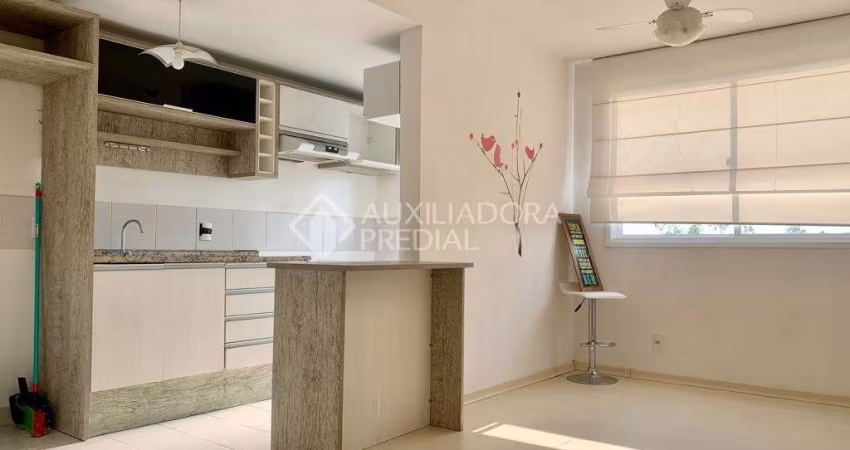 Apartamento com 2 quartos à venda na Rua Carlos Reverbel, 200, Jardim Carvalho, Porto Alegre