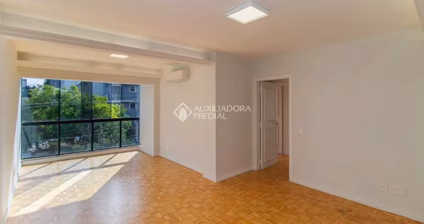 Apartamento com 3 quartos à venda na Rua Barão do Amazonas, 412, Petrópolis, Porto Alegre