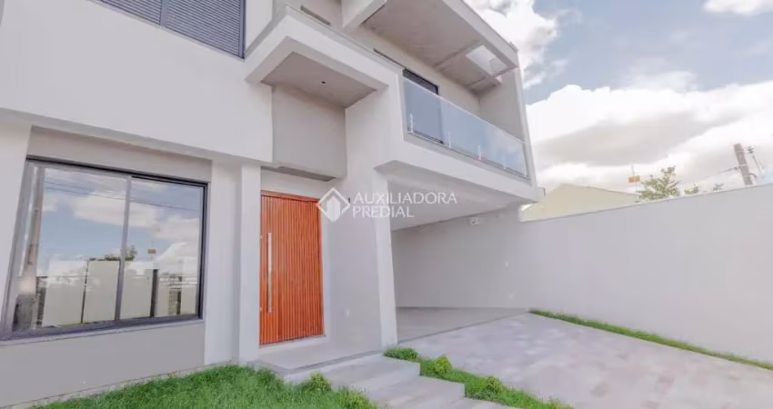 Casa com 3 quartos à venda na Rua Pégasus, 53, Estância Velha, Canoas